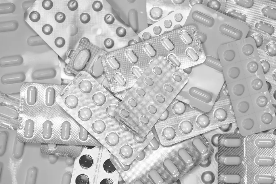 Blister packs of tablets